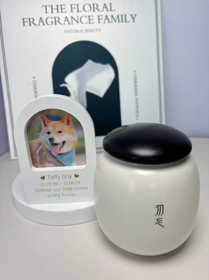 Customizable Ceramic Pet Urn with Wooden Tombstone – Oval-Shaped Memorial