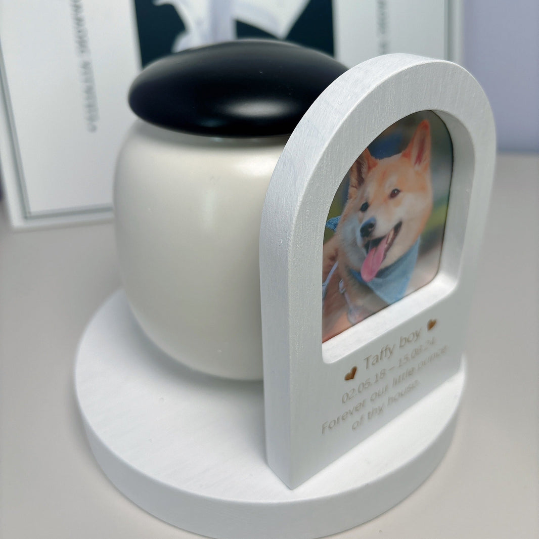 Customizable Ceramic Pet Urn with Wooden Tombstone – Oval-Shaped Memorial