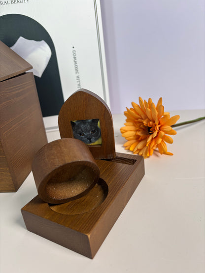 Wooden Pet Urn in House Shape – Customizable Memorial with Replaceable Photo