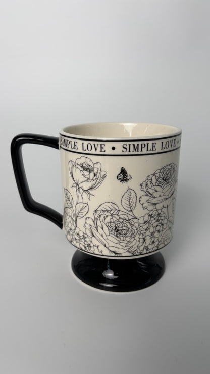 Stylish Ceramic Mug with High Base & Floral Design – Elegant Coffee