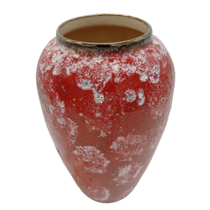 Fashionable Red Frosted Ceramic Oval Vase – Stylish Home Décor